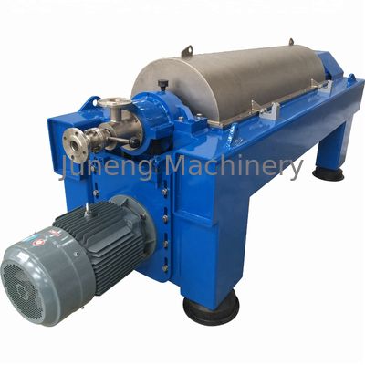 주문 Three Phase Horizontal Decanter Centrifuge for Oil Sludge Water Separation with 22/5.5 kw Motor Power and 3200r/min Speed online manufacture